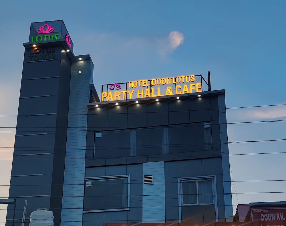 hotel doon lotus