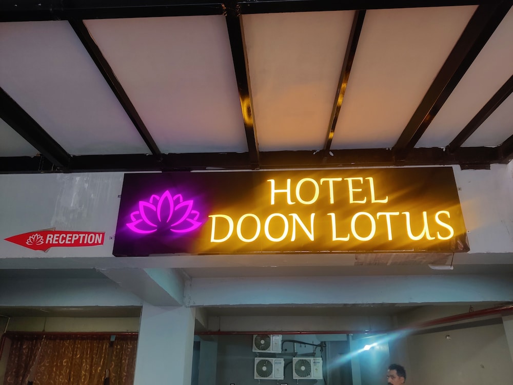 hotel doon lotus
