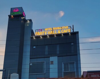 hotel doon lotus