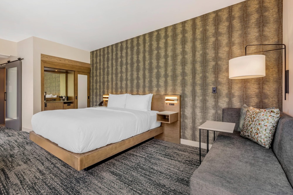 cambria hotel portland pearl district