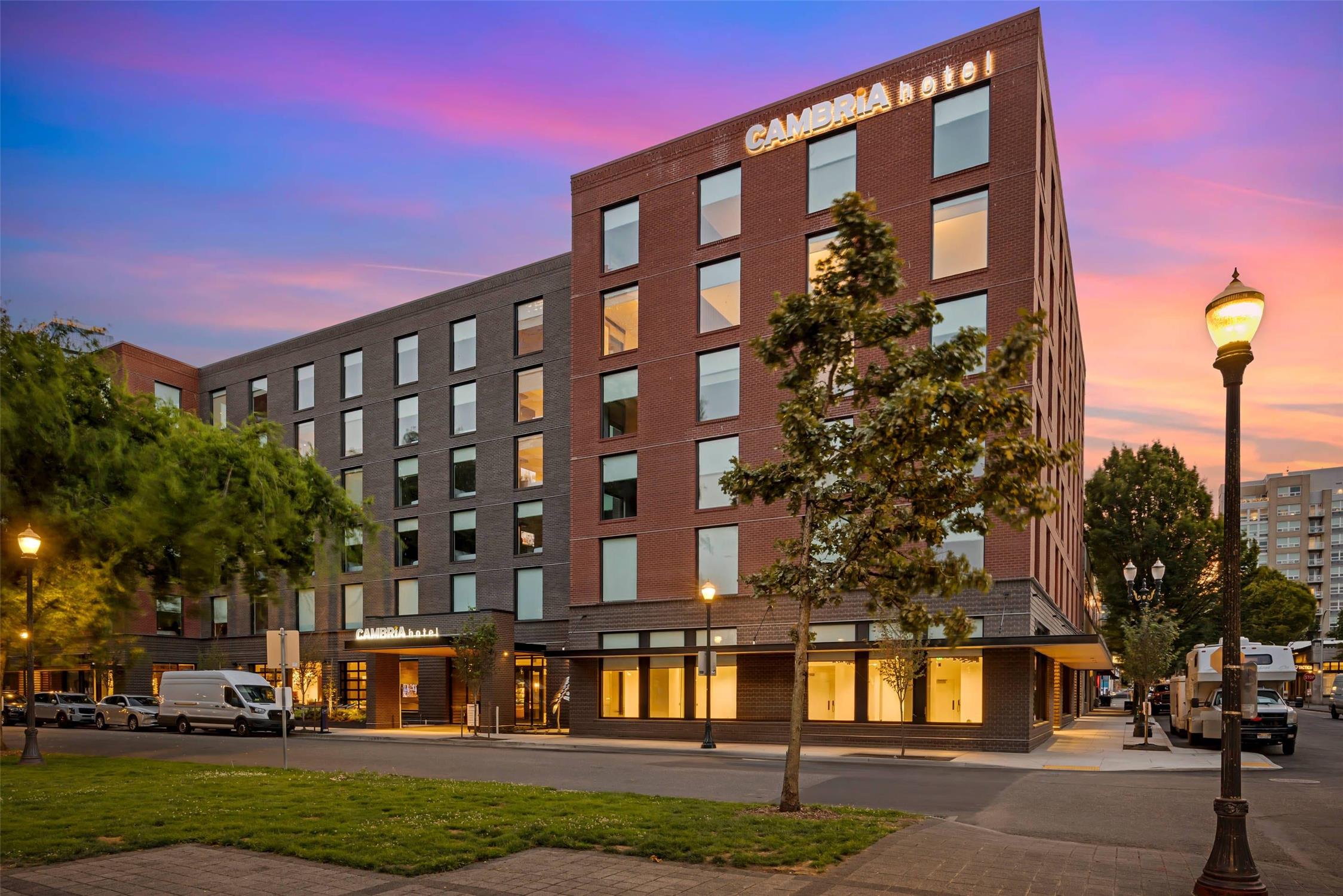 cambria hotel portland pearl district