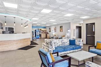 Suburban Studios Charleston - Civic Center,,2 star