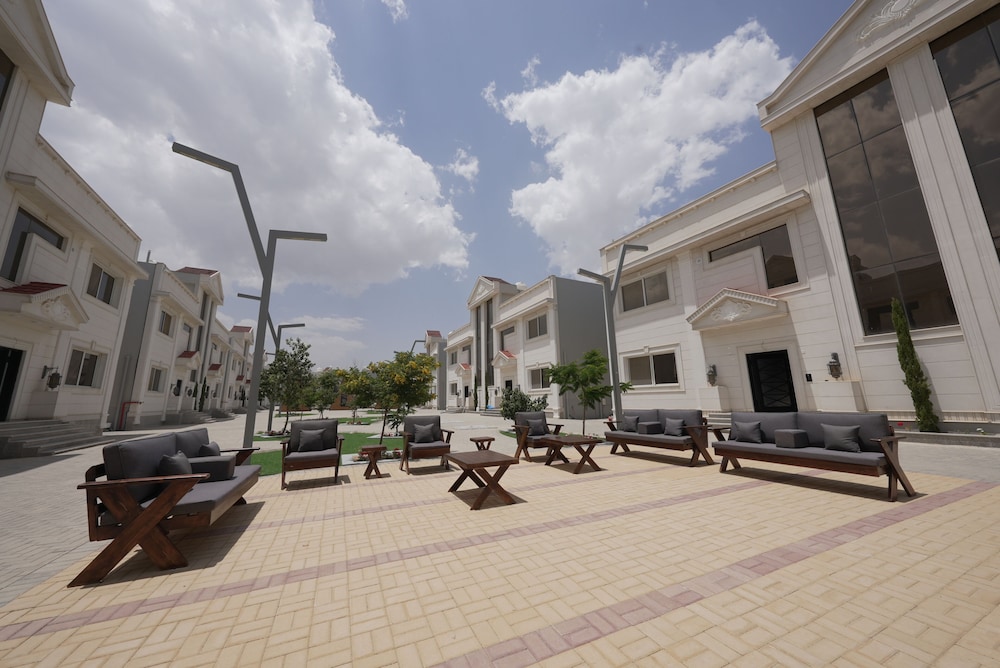 midtown majestic garden abha
