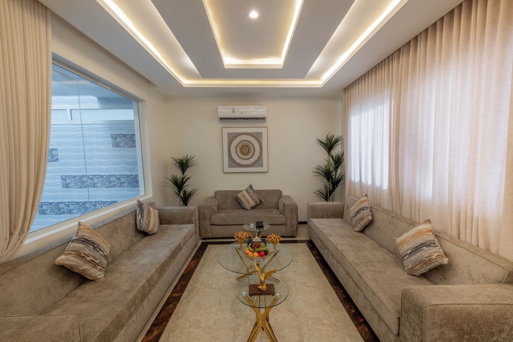 midtown majestic garden abha