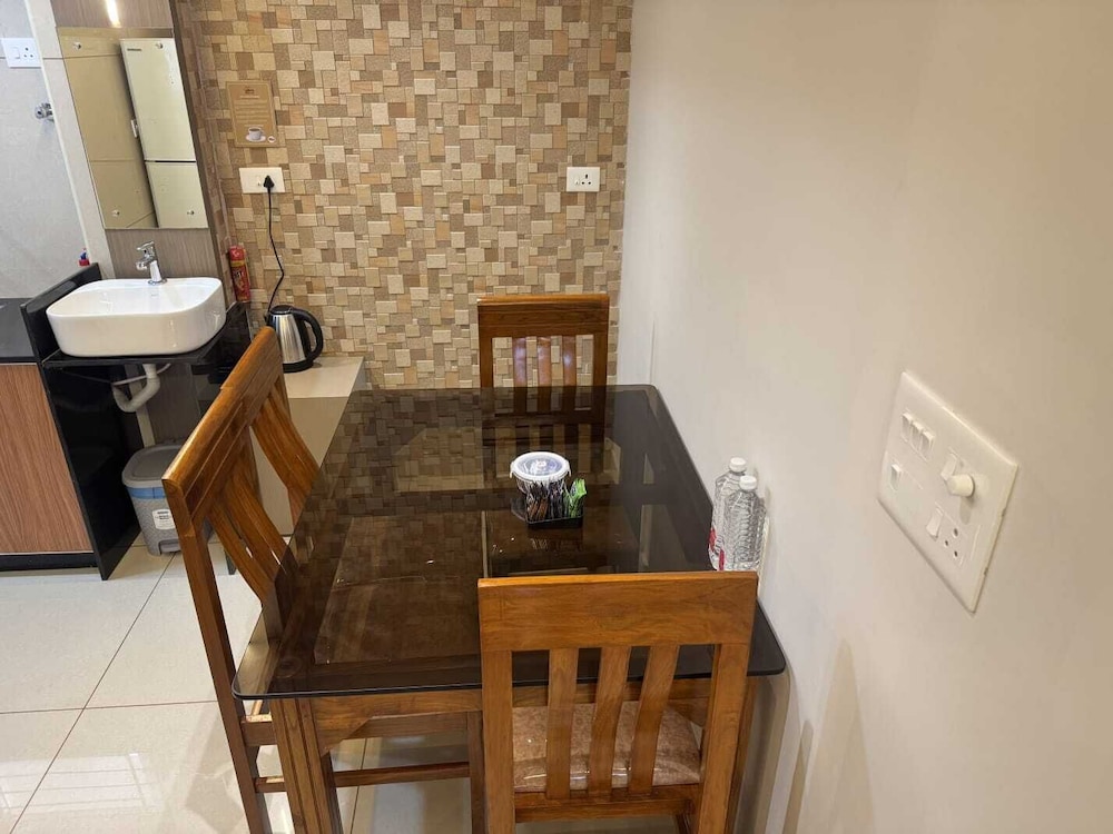 urban vibes service stay