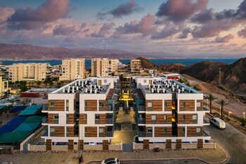 red canyon peaceful stay by sea n rent