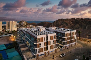 red canyon peaceful stay by sea n rent