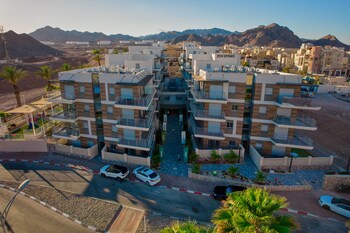 red canyon peaceful stay by sea n rent