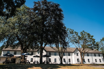 the coach and horses hotel