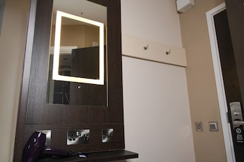 the coach and horses hotel