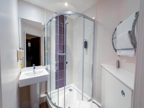 the coach and horses hotel