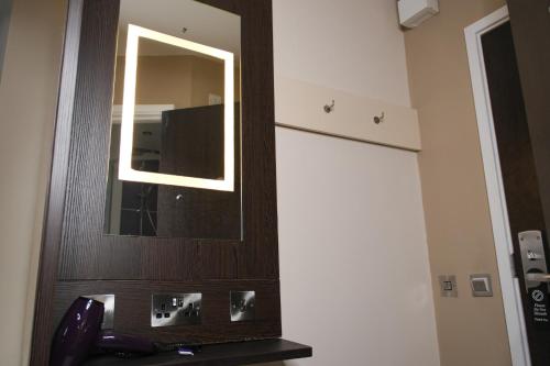 the coach and horses hotel