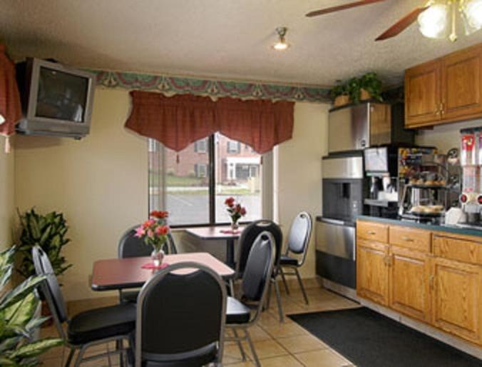 hillside inn and suite