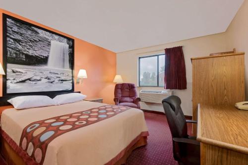 hillside inn and suite