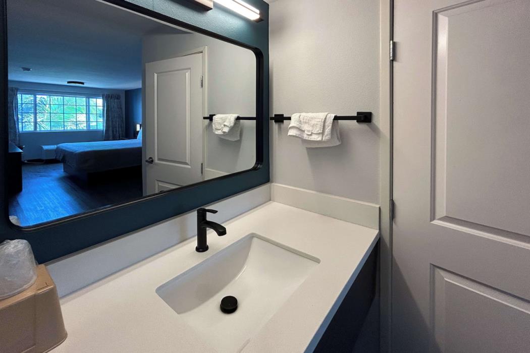 studio 6 suites gardena ca