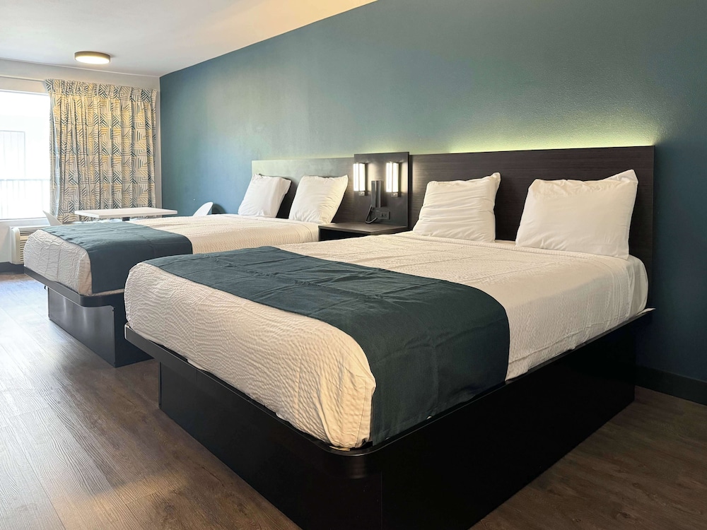 studio 6 suites gardena ca