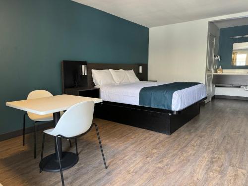 studio 6 suites gardena ca