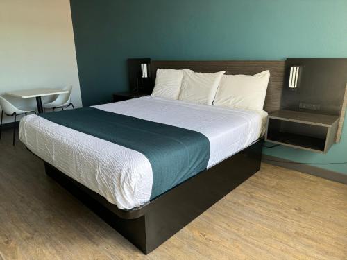 studio 6 suites gardena ca