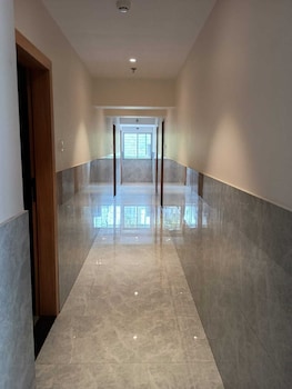 Hotel Legacy Inn,,3 star