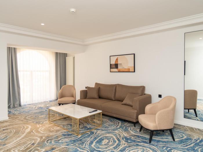 shirvan grand hotel shamakhi