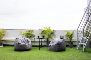 housr 43 gachibowli near dlf cybercity