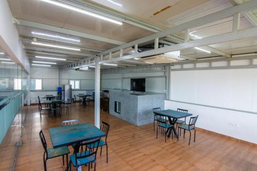 housr 43 gachibowli near dlf cybercity