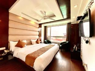 hotel roshie mall road mussoorie