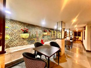 hotel roshie mall road mussoorie