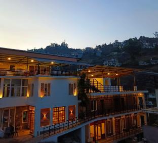 misty valley inn