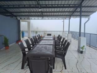 misty valley inn