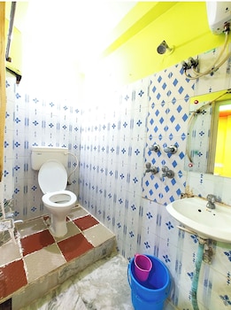 hotel near light house puri