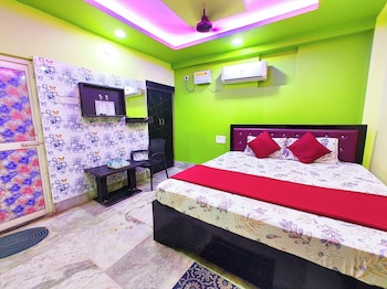 hotel near light house puri