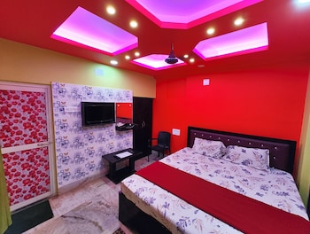 hotel near light house puri