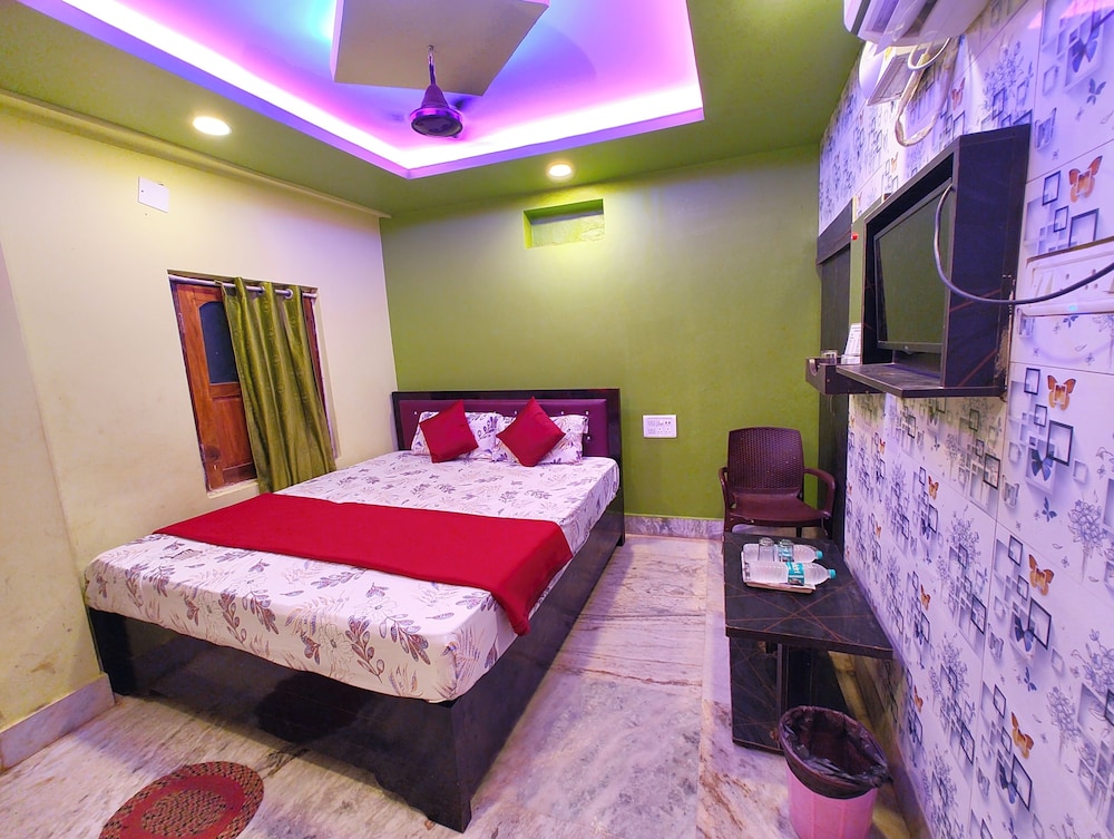 hotel near light house puri