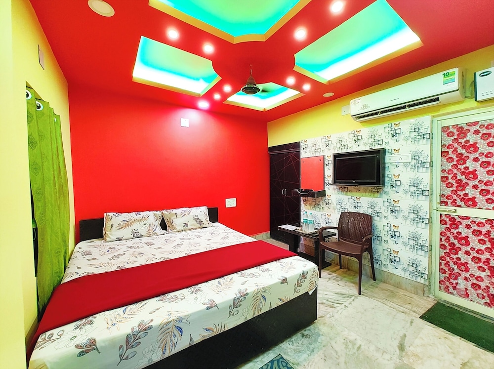 hotel near light house puri