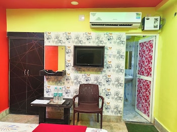 hotel near light house puri