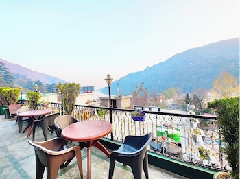 hotel deluxe ankur lake view nainital