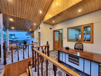 The Kufri House,,2 star