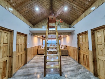 The Kufri House,,2 star