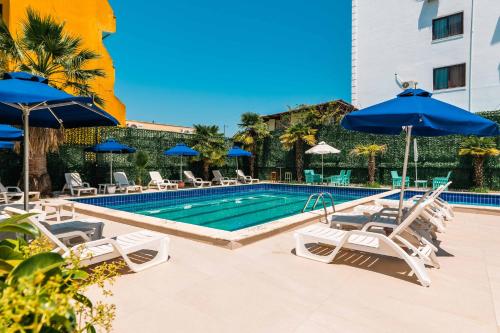 lion hotel
