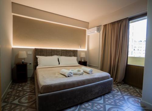 lion hotel