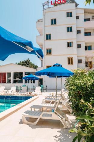 lion hotel