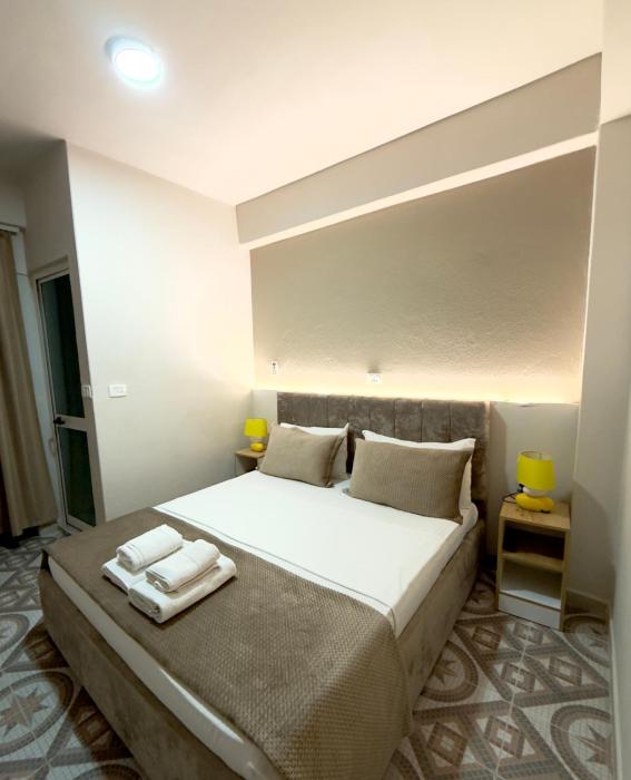 lion hotel