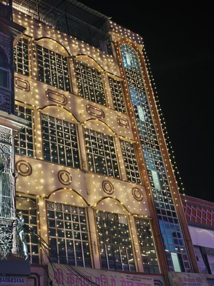 kailash pati guest house