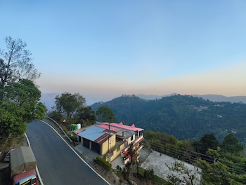 Vista Hotel Naini Lake View Nainital,,3 star