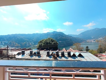 hotel sangita lake view nainital