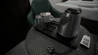 hotel aana inn prime