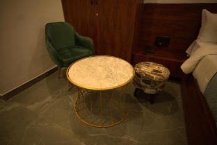 hotel aana inn prime