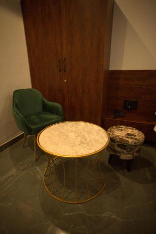 hotel aana inn prime