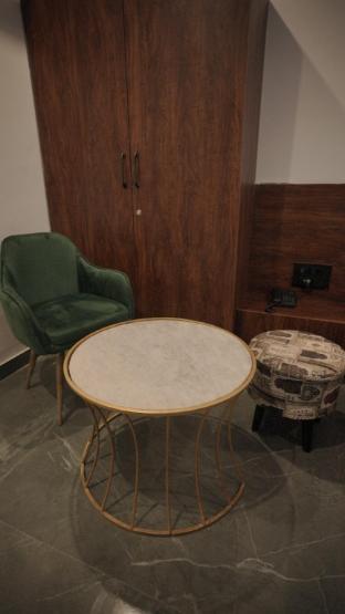 hotel aana inn prime